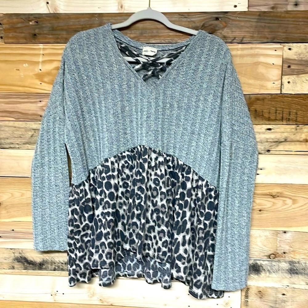 Lovely Melody size XL gray sweater with cheetah print bottom and criss cross top